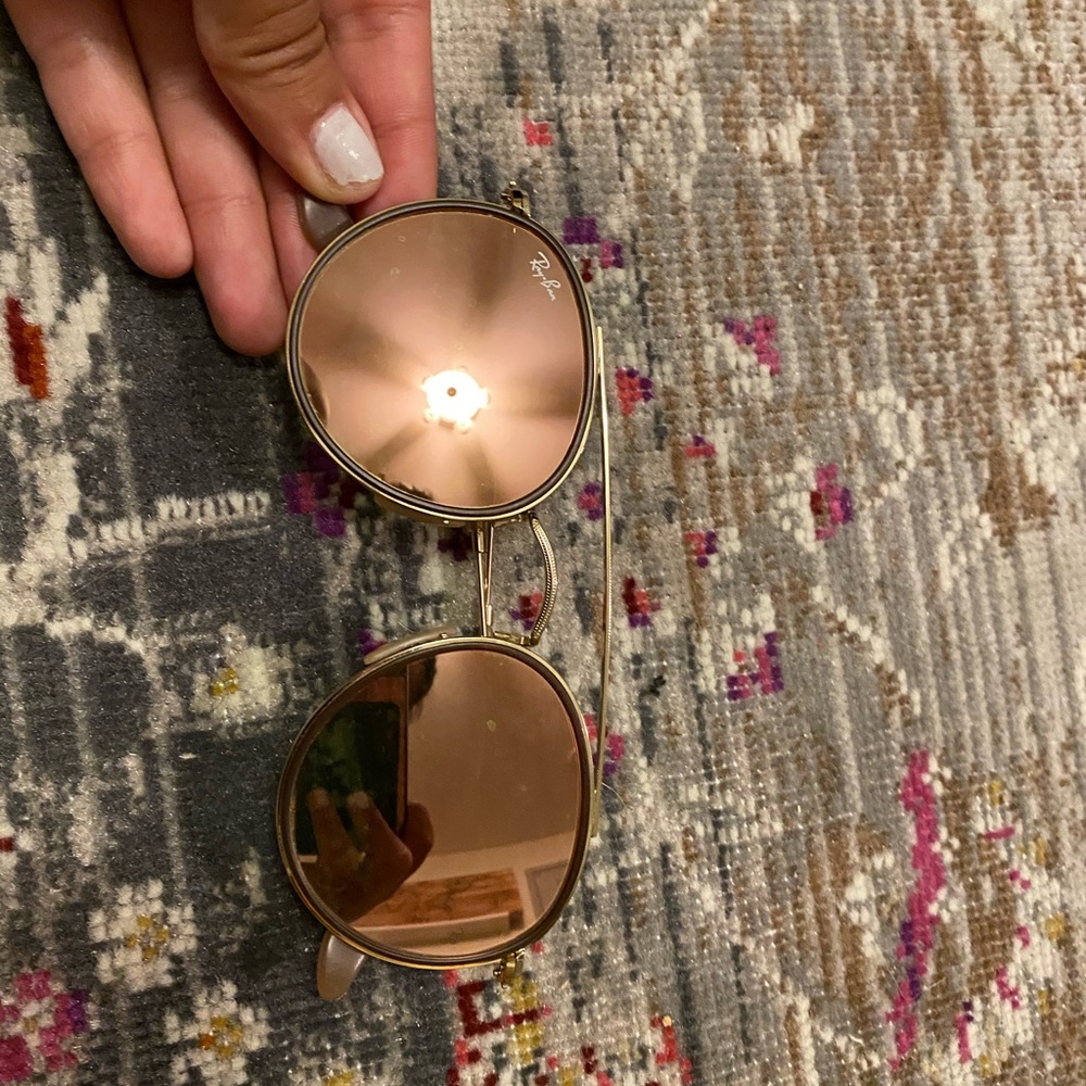 Rose gold Ray Bans